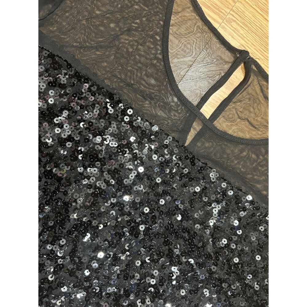 Torrid 3X - Sequin black top -long sheer sleeve - Picture 4 of 4